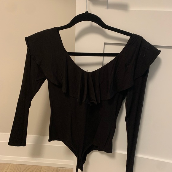 black thong bodysuit with ruffles - Picture 3 of 3